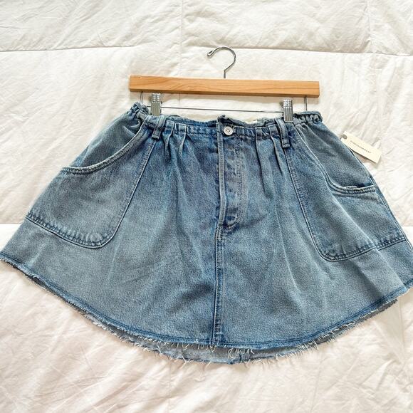 NWT Anthropologie Pilcro Reworked Denim Skater Mini Skirt Blue Raw Hem Size M - Picture 5 of 10